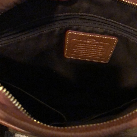 Coach crossbody purse - Picture 2 of 6